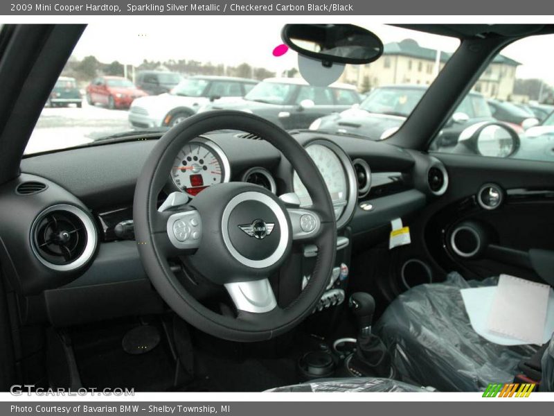 Sparkling Silver Metallic / Checkered Carbon Black/Black 2009 Mini Cooper Hardtop