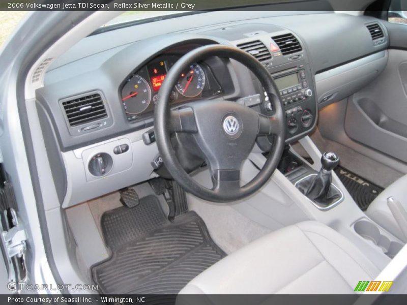 Reflex Silver Metallic / Grey 2006 Volkswagen Jetta TDI Sedan