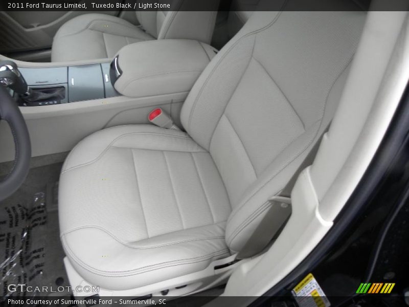  2011 Taurus Limited Light Stone Interior