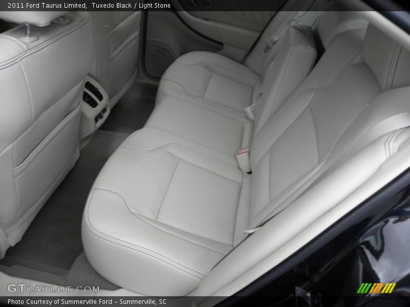  2011 Taurus Limited Light Stone Interior