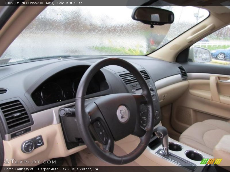  2009 Outlook XE AWD Tan Interior