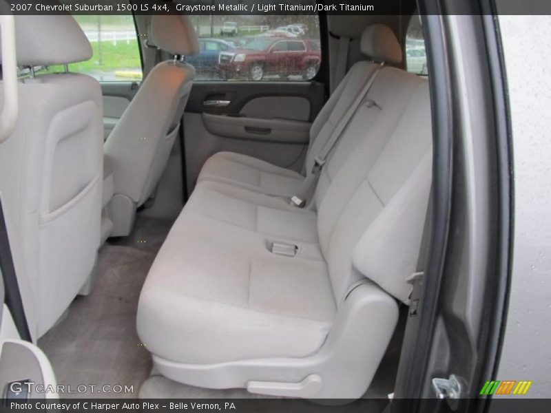 Graystone Metallic / Light Titanium/Dark Titanium 2007 Chevrolet Suburban 1500 LS 4x4