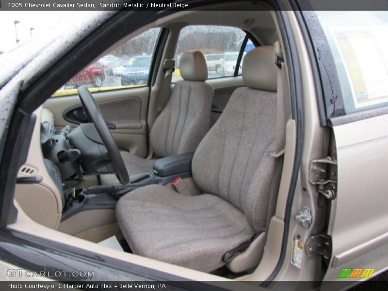 Sandrift Metallic / Neutral Beige 2005 Chevrolet Cavalier Sedan