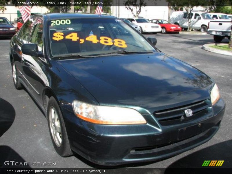 Dark Emerald Pearl / Ivory 2000 Honda Accord SE Sedan