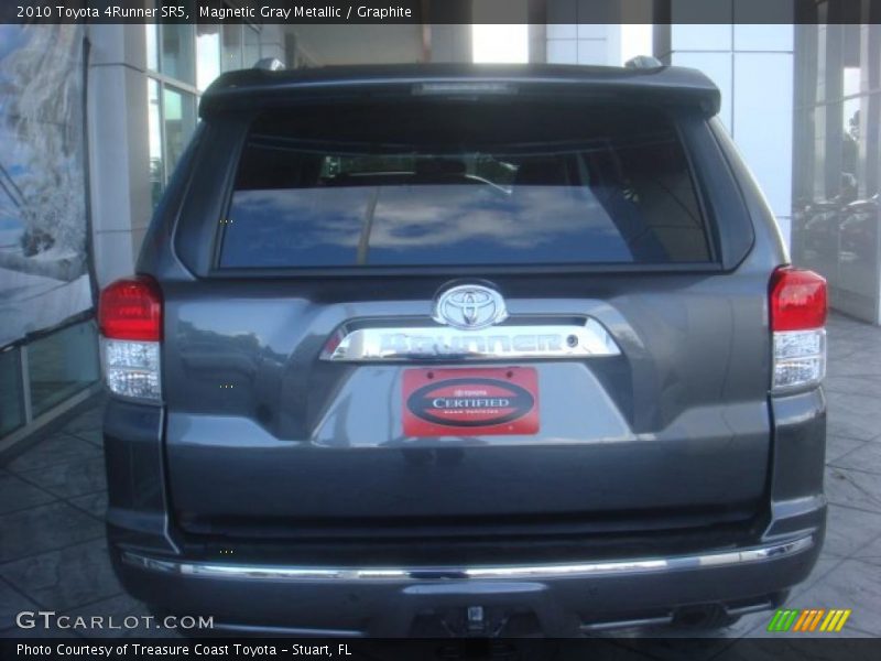 Magnetic Gray Metallic / Graphite 2010 Toyota 4Runner SR5