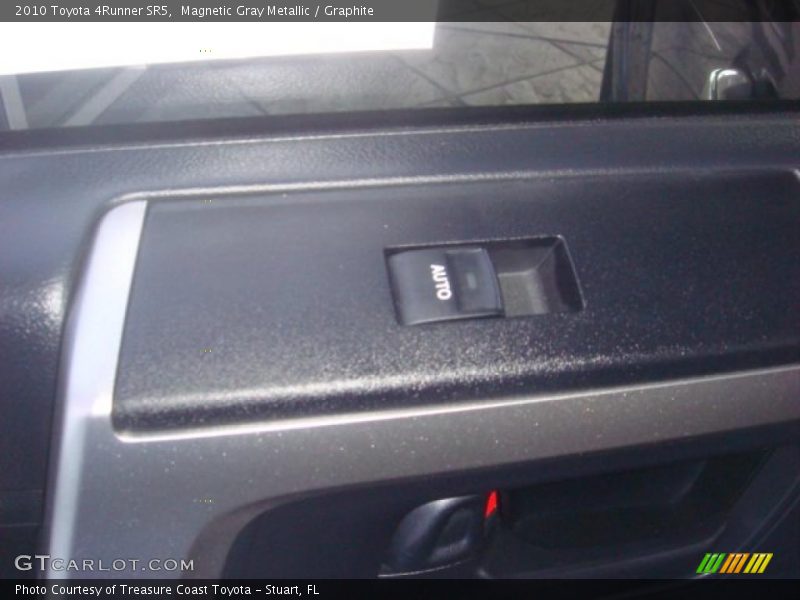 Magnetic Gray Metallic / Graphite 2010 Toyota 4Runner SR5