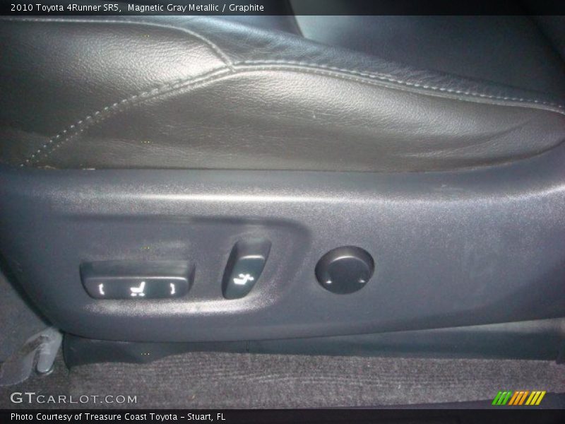 Magnetic Gray Metallic / Graphite 2010 Toyota 4Runner SR5