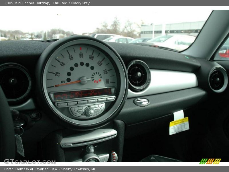 Chili Red / Black/Grey 2009 Mini Cooper Hardtop