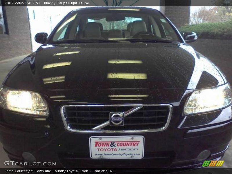 Black / Taupe/Light Taupe 2007 Volvo S60 2.5T