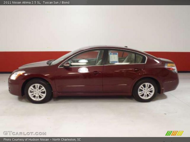 Tuscan Sun / Blond 2011 Nissan Altima 2.5 SL