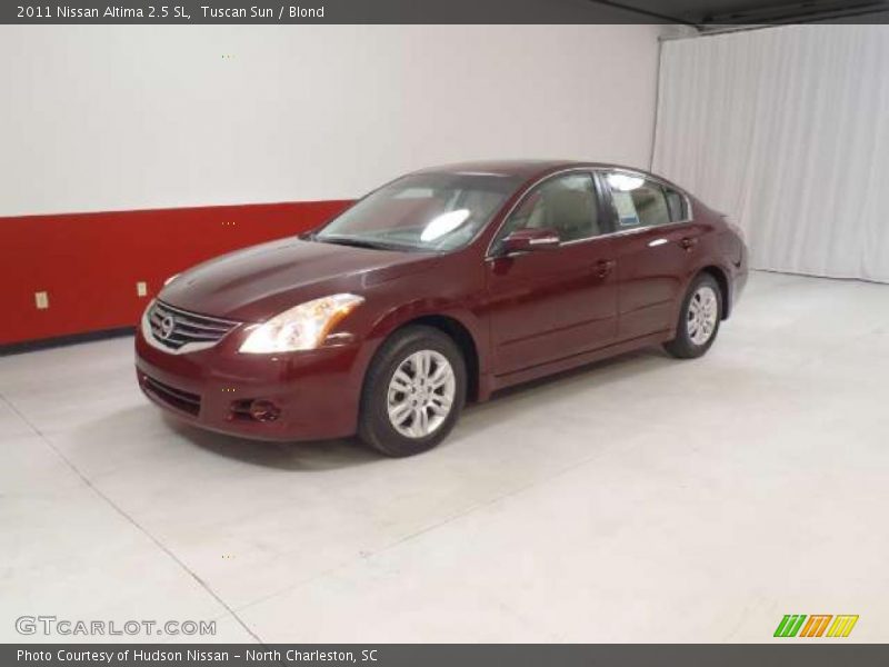Tuscan Sun / Blond 2011 Nissan Altima 2.5 SL