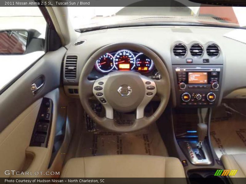 Tuscan Sun / Blond 2011 Nissan Altima 2.5 SL