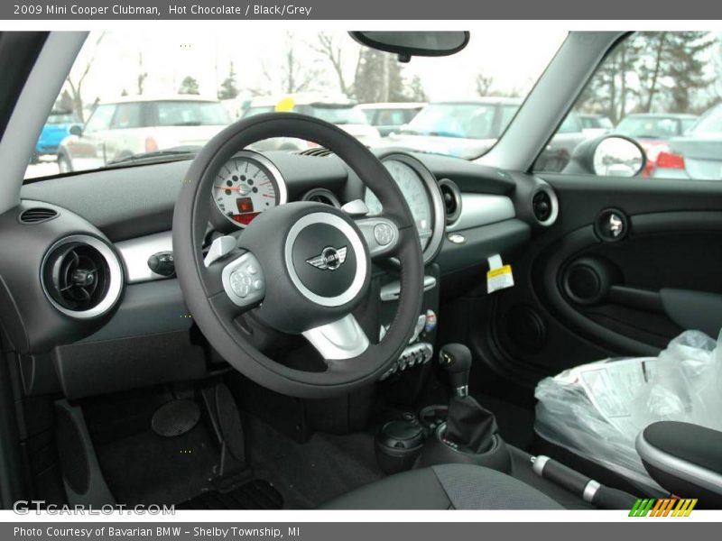 Hot Chocolate / Black/Grey 2009 Mini Cooper Clubman