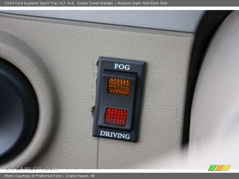 Estate Green Metallic / Medium Dark Flint/Dark Flint 2004 Ford Explorer Sport Trac XLT 4x4