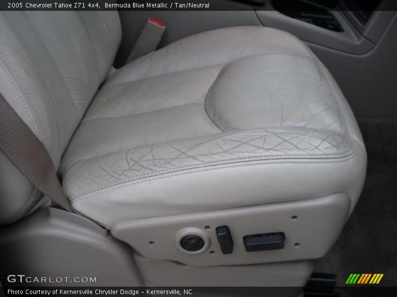 Bermuda Blue Metallic / Tan/Neutral 2005 Chevrolet Tahoe Z71 4x4