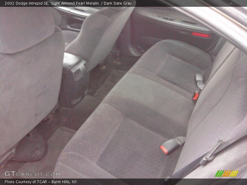 Light Almond Pearl Metallic / Dark Slate Gray 2002 Dodge Intrepid SE