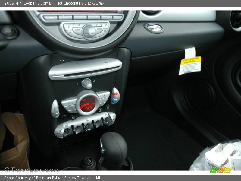 Hot Chocolate / Black/Grey 2009 Mini Cooper Clubman