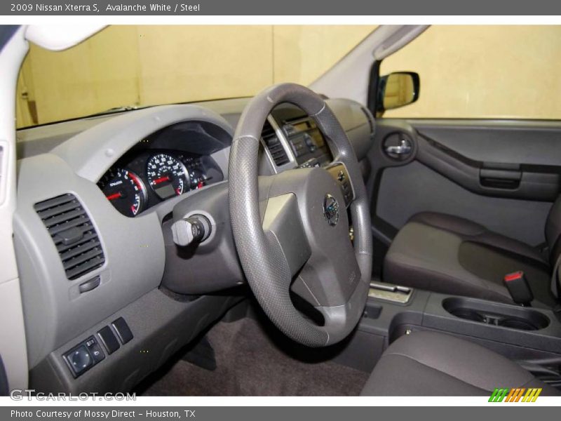 Avalanche White / Steel 2009 Nissan Xterra S