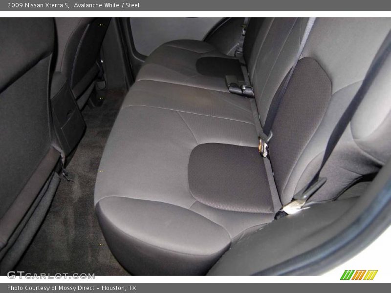 Avalanche White / Steel 2009 Nissan Xterra S