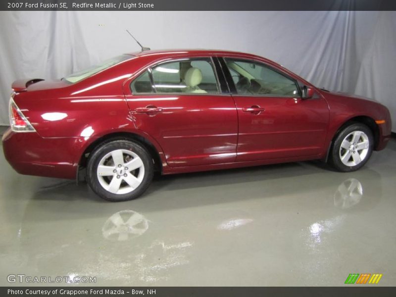 Redfire Metallic / Light Stone 2007 Ford Fusion SE