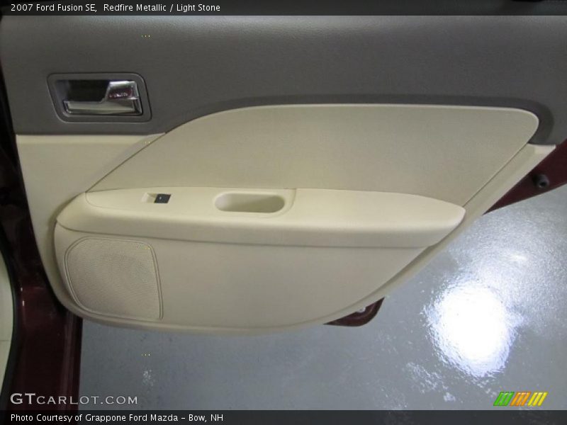 Redfire Metallic / Light Stone 2007 Ford Fusion SE