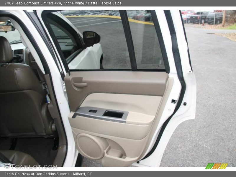 Stone White / Pastel Pebble Beige 2007 Jeep Compass Limited 4x4