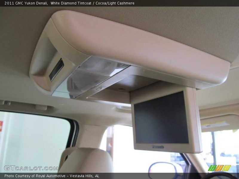 White Diamond Tintcoat / Cocoa/Light Cashmere 2011 GMC Yukon Denali