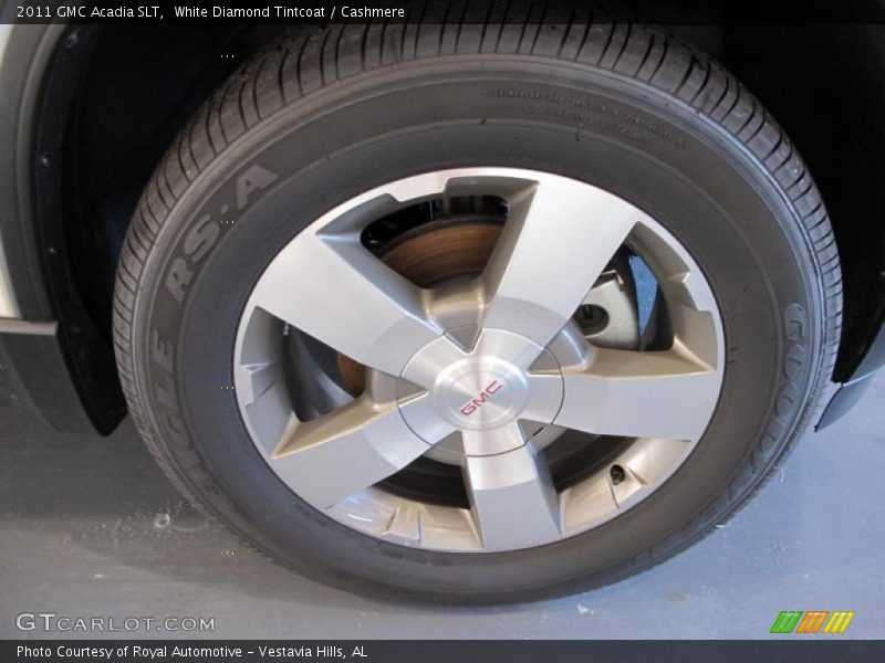 White Diamond Tintcoat / Cashmere 2011 GMC Acadia SLT