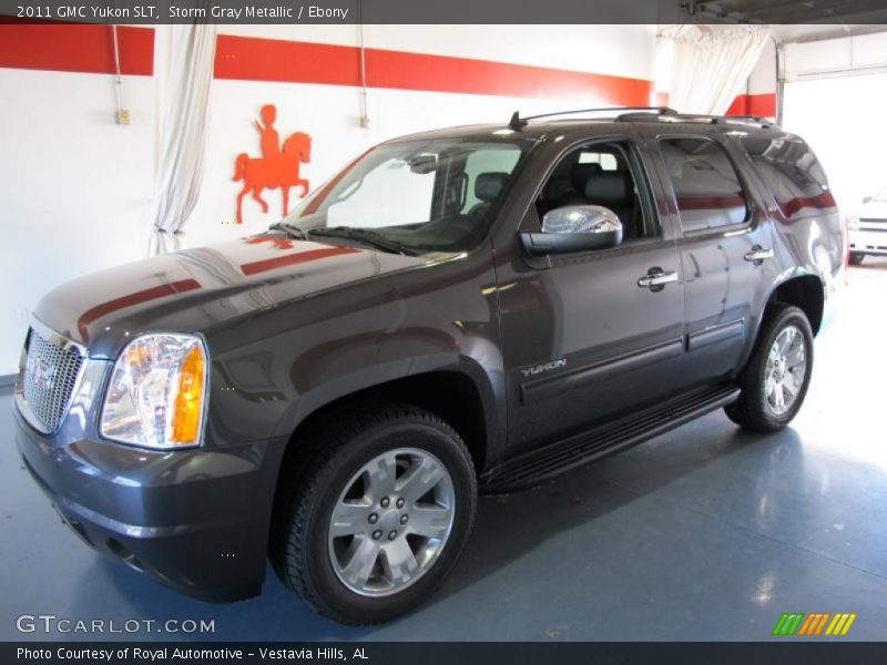 Storm Gray Metallic / Ebony 2011 GMC Yukon SLT