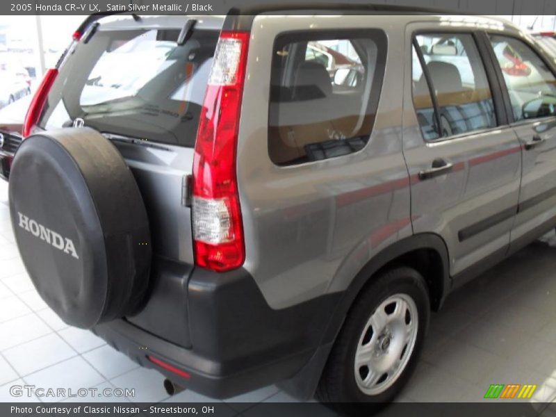 Satin Silver Metallic / Black 2005 Honda CR-V LX
