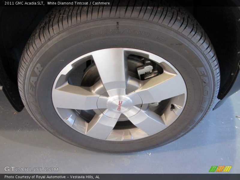 White Diamond Tintcoat / Cashmere 2011 GMC Acadia SLT