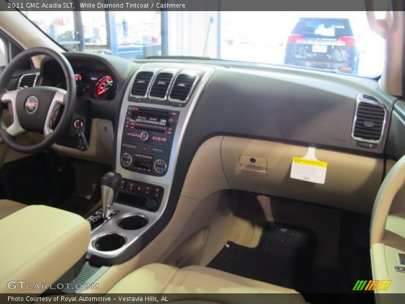 White Diamond Tintcoat / Cashmere 2011 GMC Acadia SLT