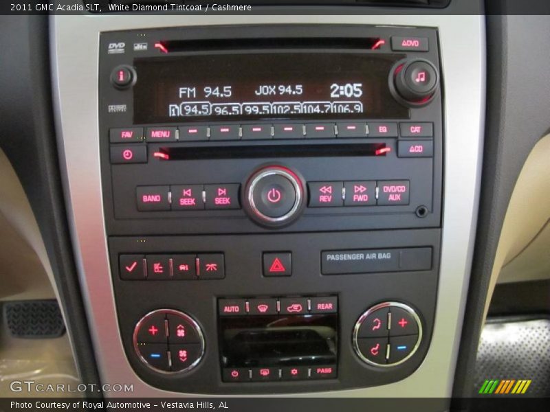 White Diamond Tintcoat / Cashmere 2011 GMC Acadia SLT