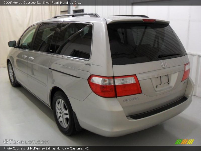 Silver Pearl Metallic / Gray 2006 Honda Odyssey EX