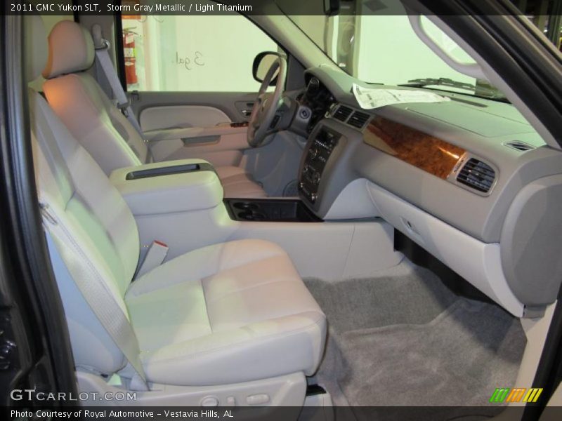 Storm Gray Metallic / Light Titanium 2011 GMC Yukon SLT