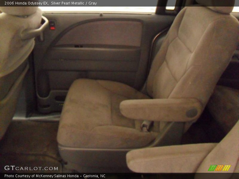 Silver Pearl Metallic / Gray 2006 Honda Odyssey EX
