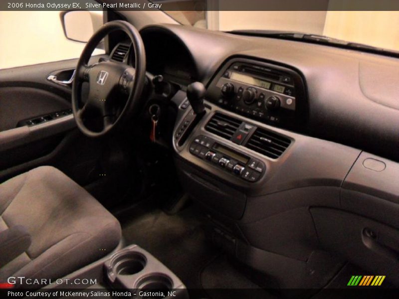 Silver Pearl Metallic / Gray 2006 Honda Odyssey EX