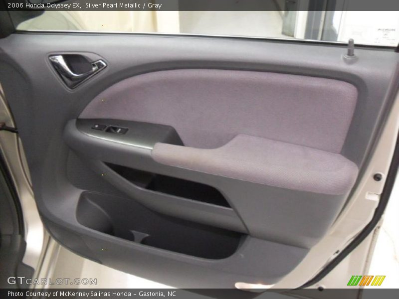 Silver Pearl Metallic / Gray 2006 Honda Odyssey EX