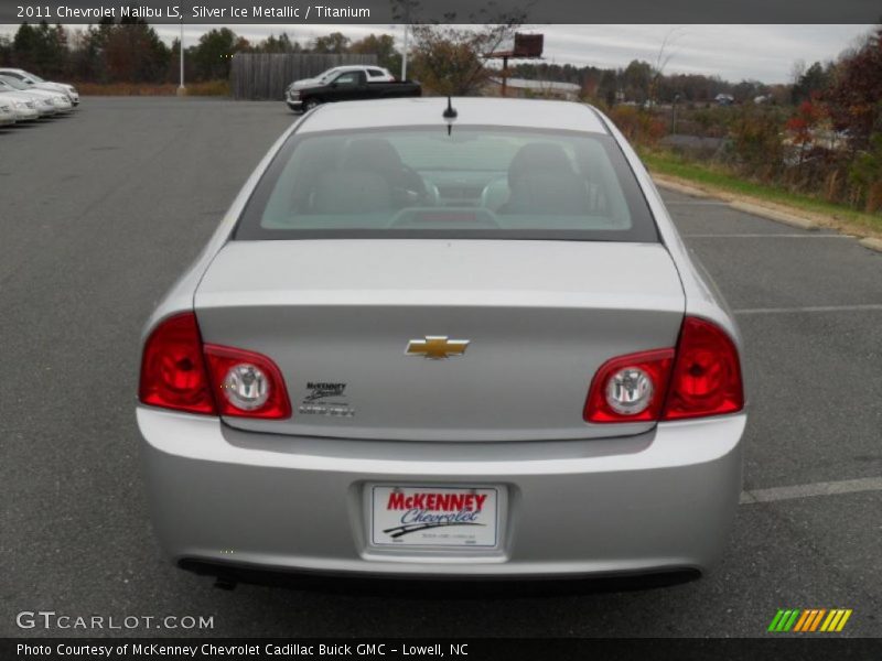 Silver Ice Metallic / Titanium 2011 Chevrolet Malibu LS