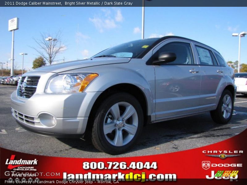 Bright Silver Metallic / Dark Slate Gray 2011 Dodge Caliber Mainstreet