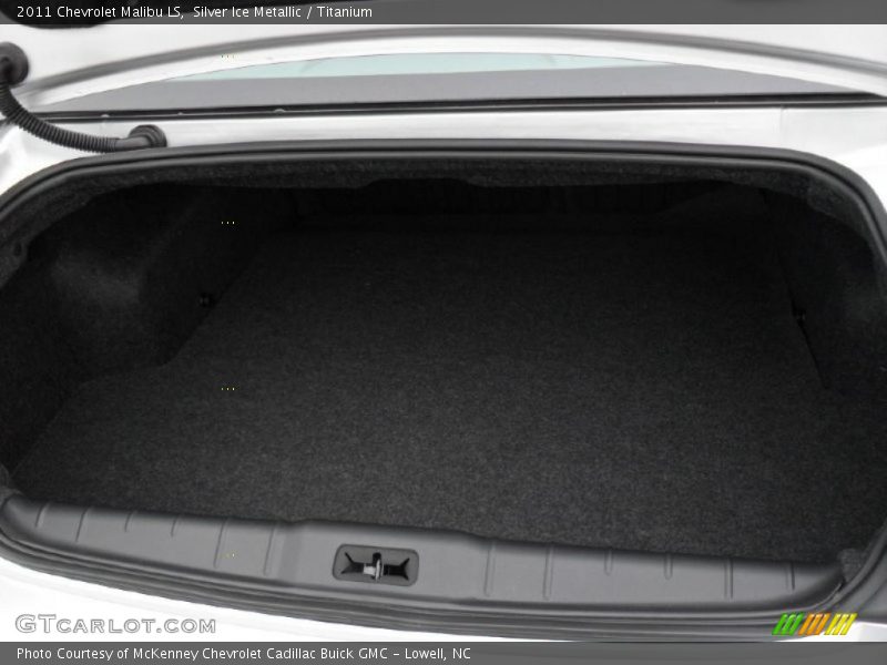 Silver Ice Metallic / Titanium 2011 Chevrolet Malibu LS