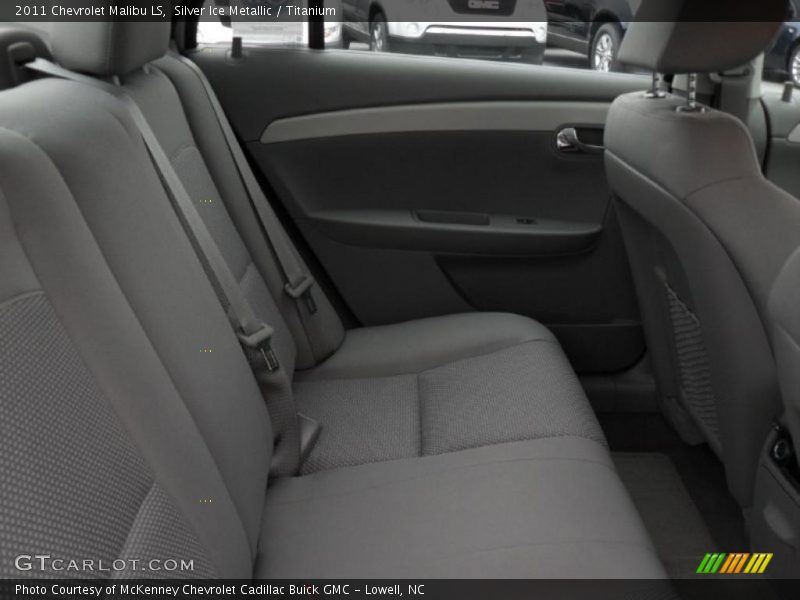 Silver Ice Metallic / Titanium 2011 Chevrolet Malibu LS
