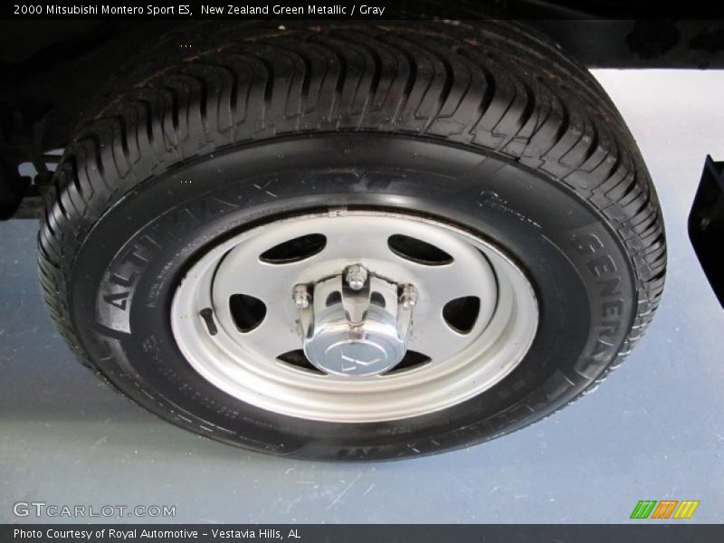  2000 Montero Sport ES Wheel
