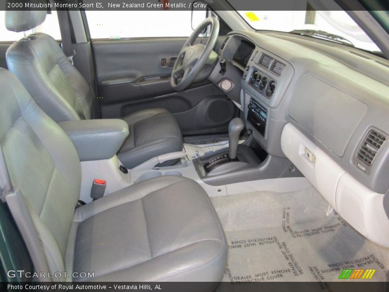  2000 Montero Sport ES Gray Interior