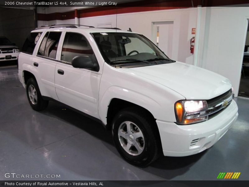 Summit White / Light Gray 2006 Chevrolet TrailBlazer LS 4x4