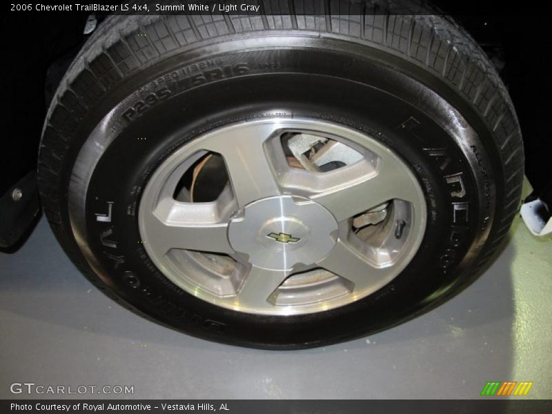 Summit White / Light Gray 2006 Chevrolet TrailBlazer LS 4x4
