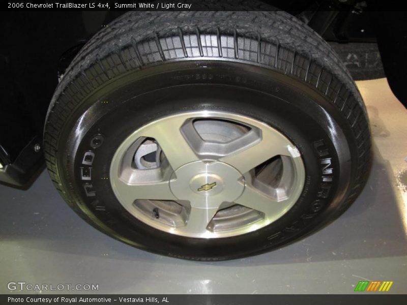 Summit White / Light Gray 2006 Chevrolet TrailBlazer LS 4x4