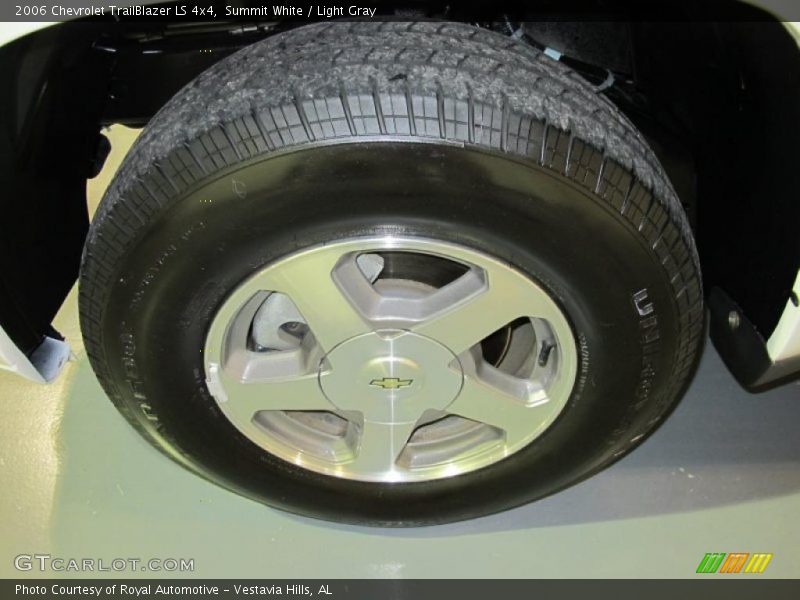 Summit White / Light Gray 2006 Chevrolet TrailBlazer LS 4x4