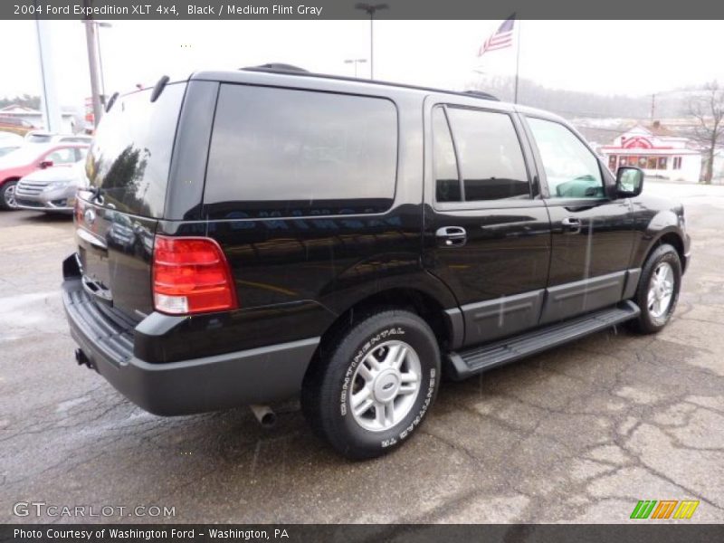  2004 Expedition XLT 4x4 Black