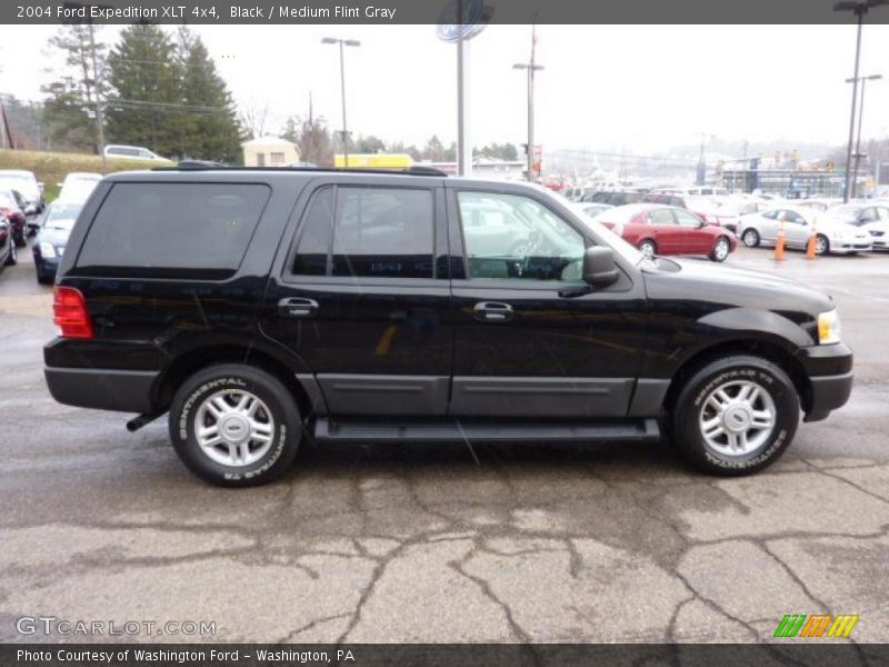 Black / Medium Flint Gray 2004 Ford Expedition XLT 4x4